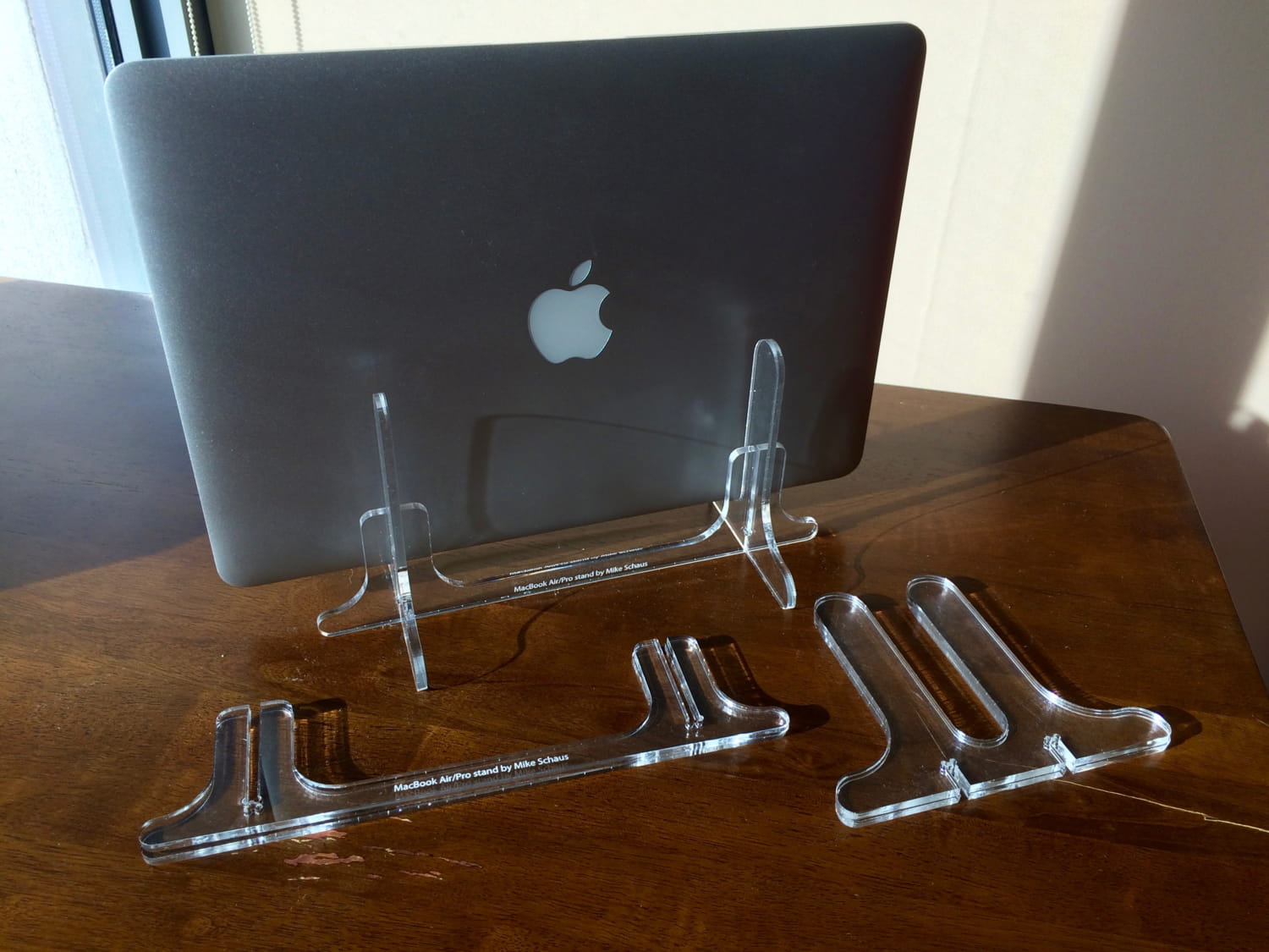 Laser Cut Vertical Laptop Stand DXF File
