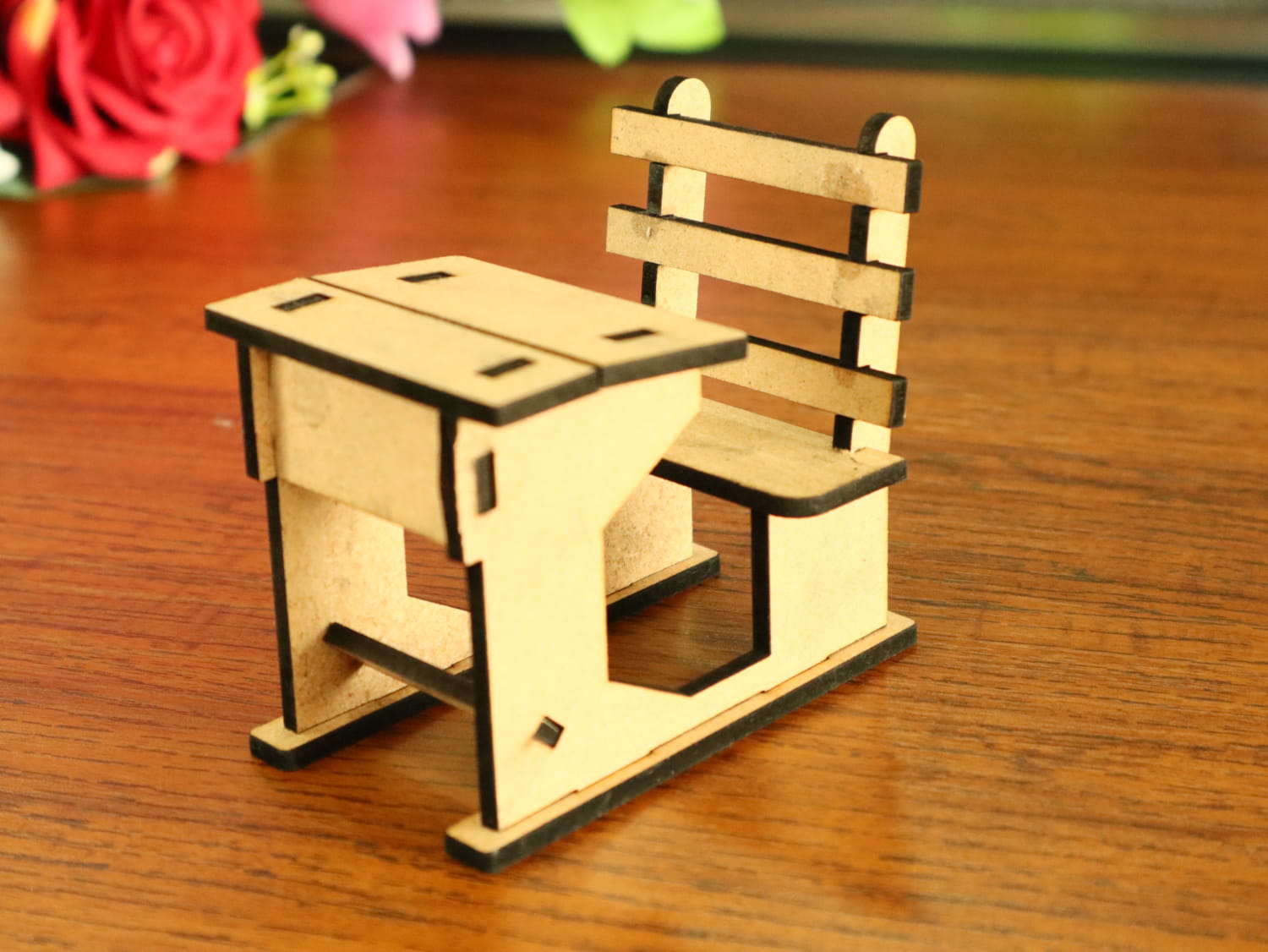 Laser Cut Miniature School Desk SVG DXF CDR AI PDF Free Download - 3axis.co - 3D model önizlemesi
