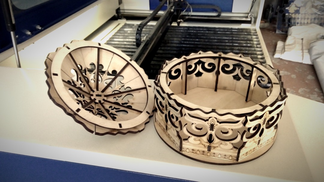 Laser Cut Decorative Wooden Basket With Lid Free Vector
