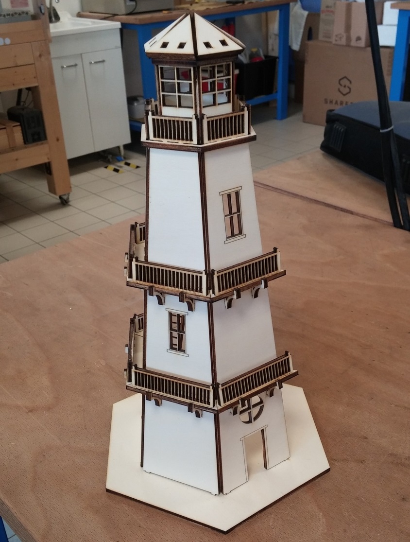 Metal Earth Light House 3D Laser Cut DIY Model Building Kit Puzzle Lighthouse 