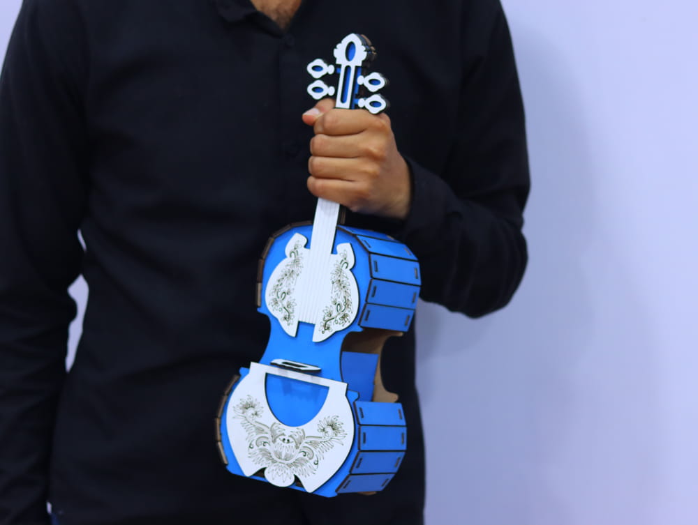 Laser Cut Wood Guitar Model SVG DXF CDR AI PDF Free Download - 3axis.co - 3D model önizlemesi