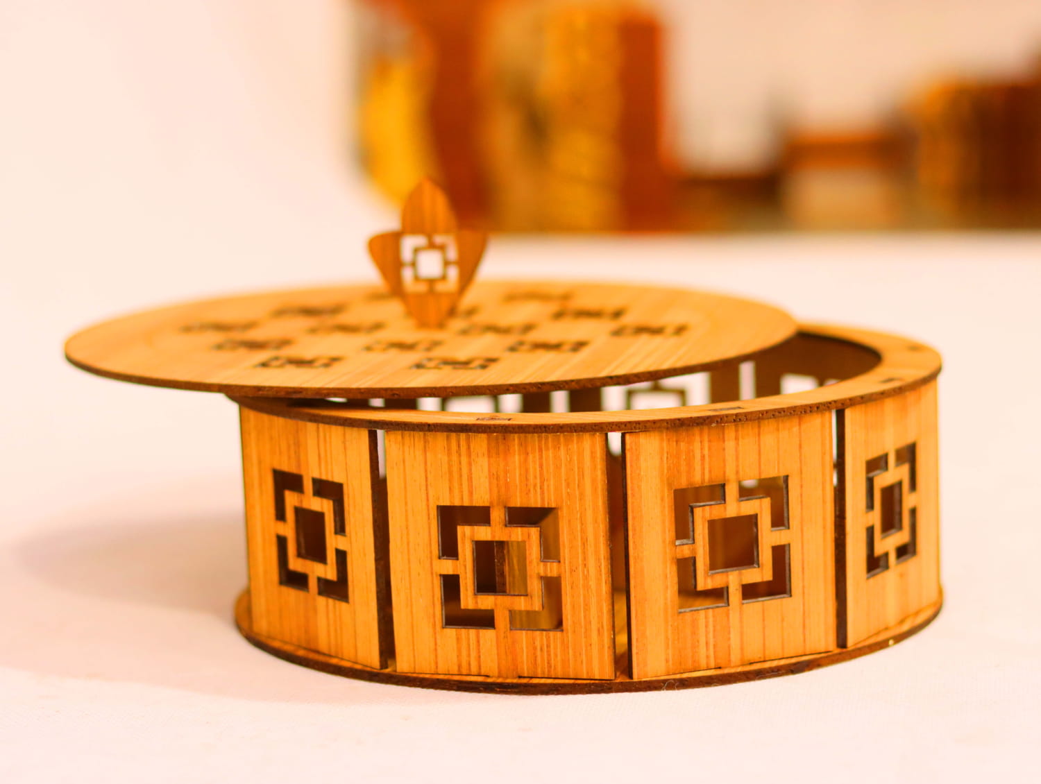 Laser Cut Round Compartment Box With Lid 3mm Free Vector