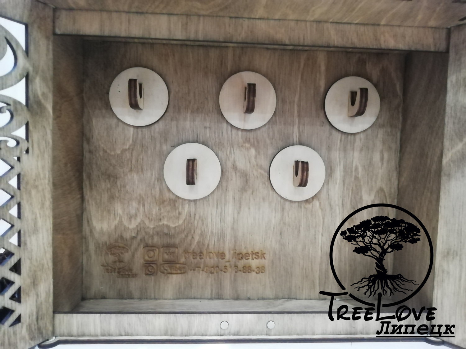 Laser Cut Key Cabinet Wooden Key Holder Box Wall Mounted Decorative Key Rack 3mm Free Vector