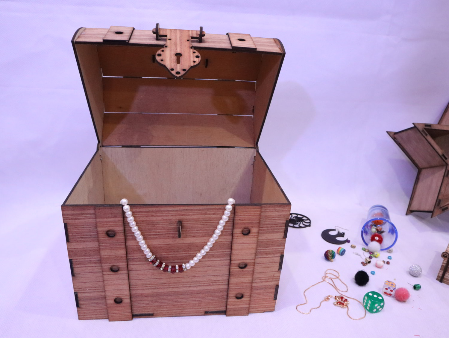 Laser Cut Wooden Treasure Chest 3mm Free Vector