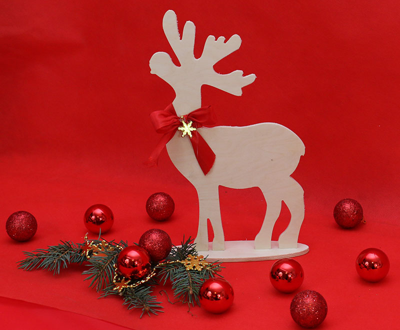 Laser Cut Plywood Deer Christmas Decoration Free Vector
