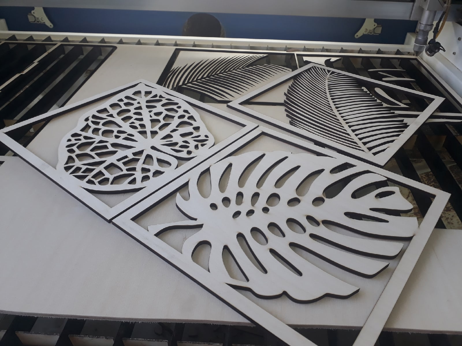 Laser Cut Floral Design Frames Home Wall Decor DXF File