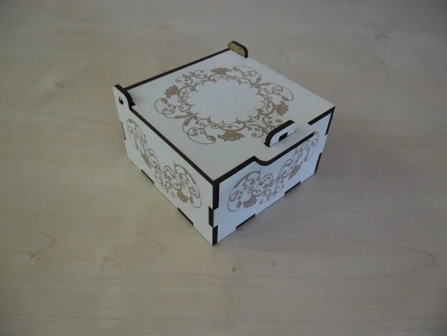 Small Box with Lid