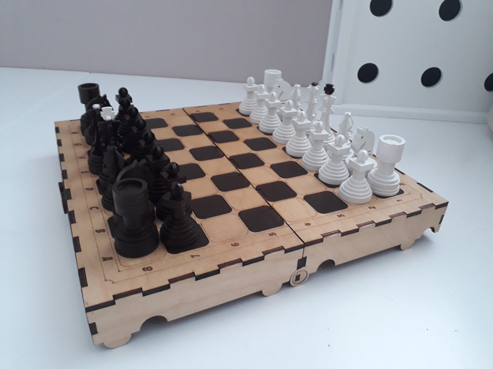 Laser Cut Portable Chess Set Free Vector