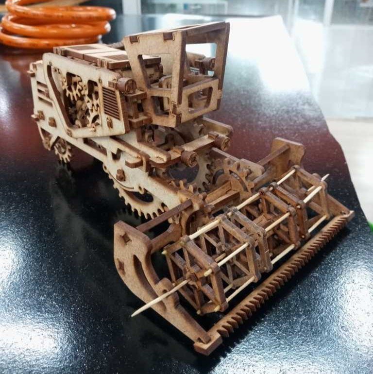 Laser Cut Harvester 3D Puzzle Free Vector Download - 3axis.co