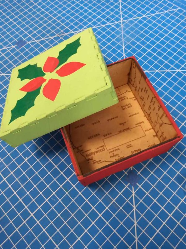 Laser Cut Holiday Christmas Box Free Vector Download - 3axis.co - 3D model önizlemesi